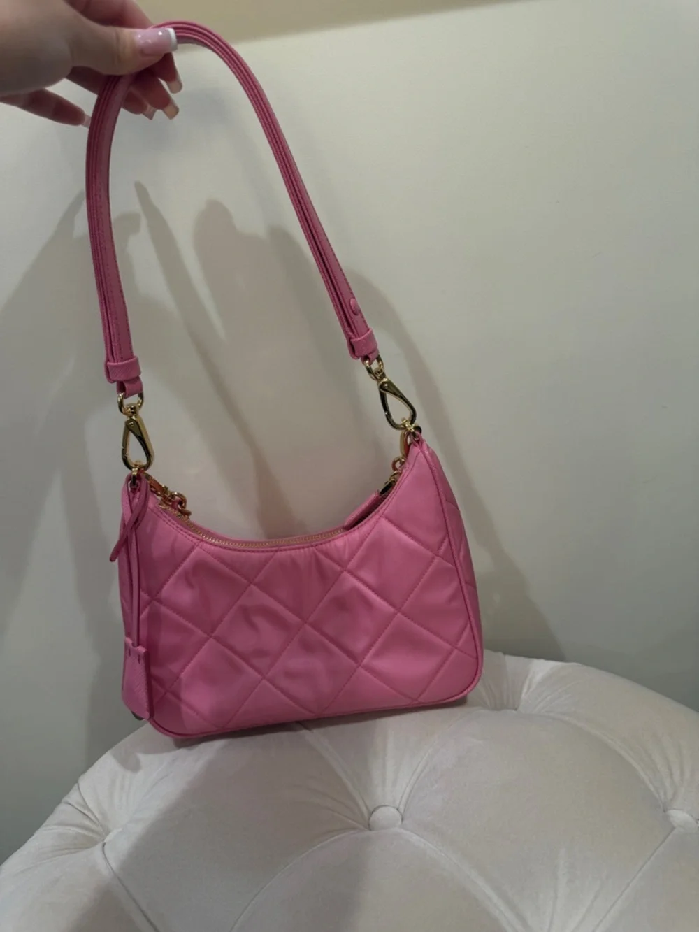 Prada Quilted Pink Shoulder Bag with Gold Chain Strap - Picture 2 of 4